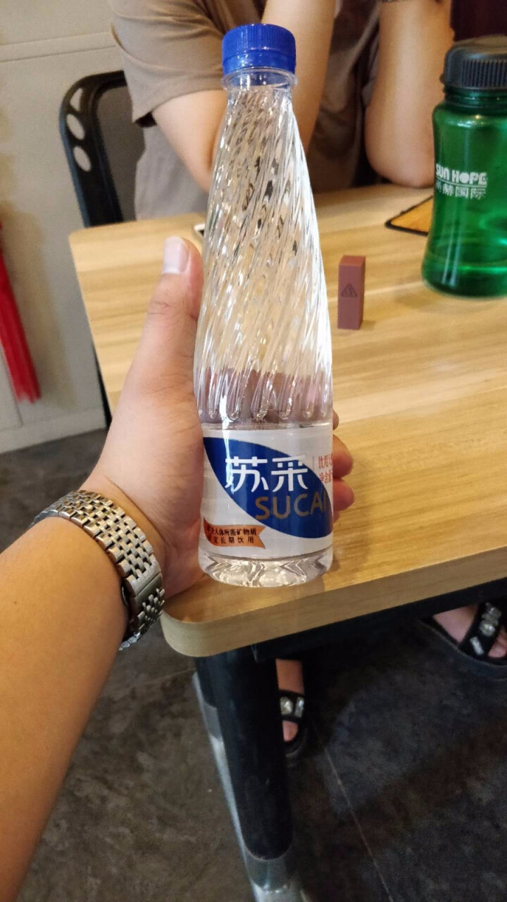 恒大 苏采天然矿泉水 饮用水 非纯净水 个性瓶身高颜值 500ml*1瓶怎么样，好用吗，口碑，心得，评价，试用报告,第3张