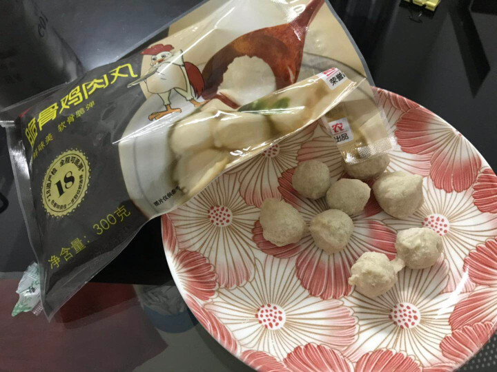 华都食品 鸡脆骨丸子 300g/袋 火锅 涮锅 鸡肉丸怎么样，好用吗，口碑，心得，评价，试用报告,第4张