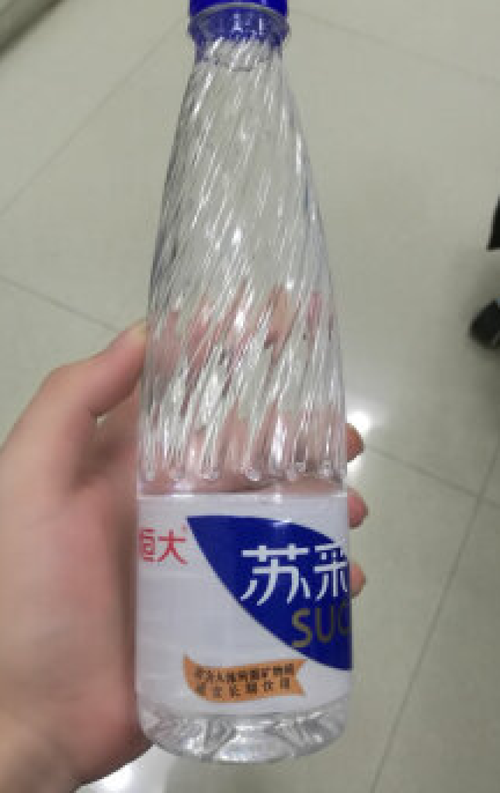 恒大 苏采天然矿泉水 饮用水 非纯净水 个性瓶身高颜值 500ml*1瓶怎么样，好用吗，口碑，心得，评价，试用报告,第3张