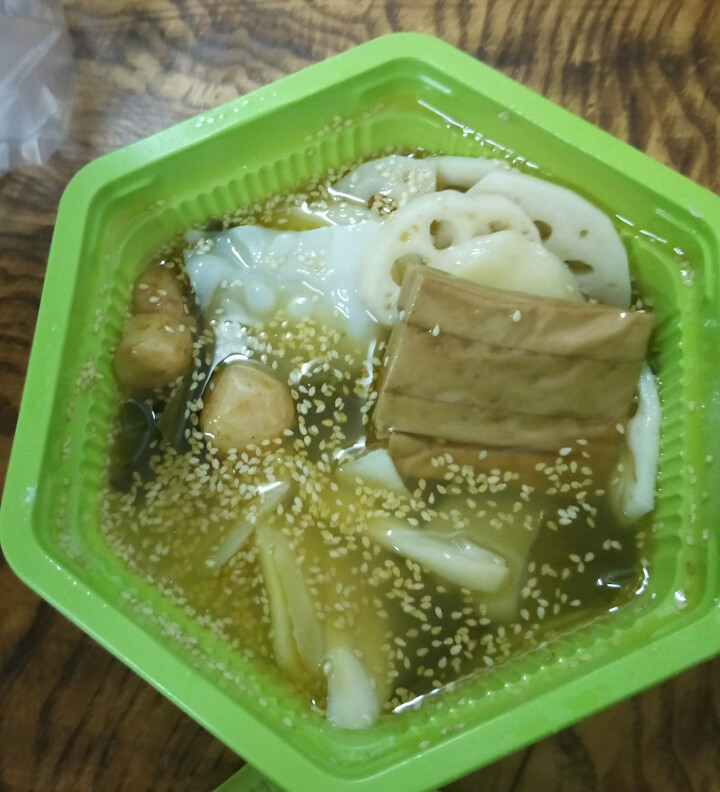 屋头（WUTOU）串串香 钵钵鸡 冷锅速食火锅 藤椒味373g怎么样，好用吗，口碑，心得，评价，试用报告,第4张