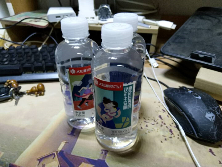 水知道阿尔山 天然矿泉水330ml*24瓶饮用水瓶装矿泉水非苏打水纯净水整箱包邮弱碱性水天然水 1箱怎么样，好用吗，口碑，心得，评价，试用报告,第3张