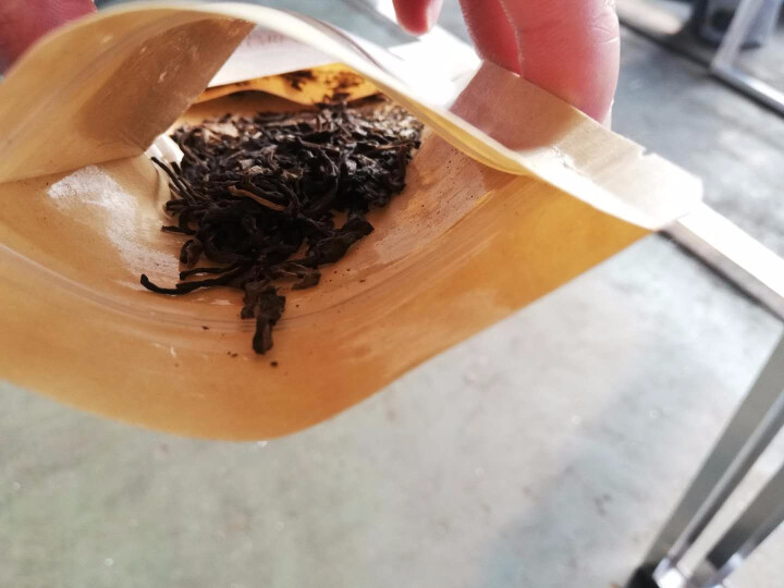 合和昌普洱茶四星 2017年新品普洱饼茶 古树生茶 云南茶叶357g 试饮装2017四星8克/袋怎么样，好用吗，口碑，心得，评价，试用报告,第3张