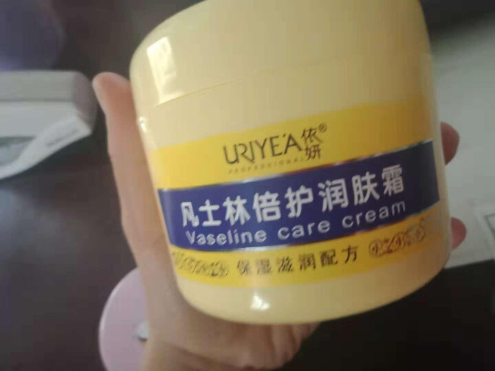 依妍（URIYEA PROFESSIONAL） 凡士林倍护润肤霜深入滋润缩水保湿养护身体乳霜300g 300g*1瓶怎么样，好用吗，口碑，心得，评价，试用报告,第2张