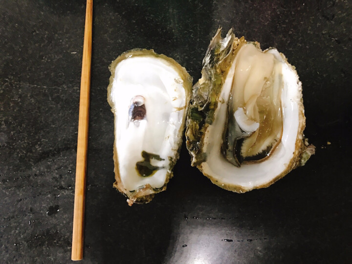 飞鱼生鲜【鲜活】大连 生蚝 刺身 牡蛎海蛎子 净水蚝 单只约150g 包邮 5只装/约1.5斤怎么样，好用吗，口碑，心得，评价，试用报告,第4张